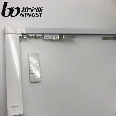 良い価格 12.5cm/S ISOの証明の電気カーテン・レール システムを取付けること容易 オンライン