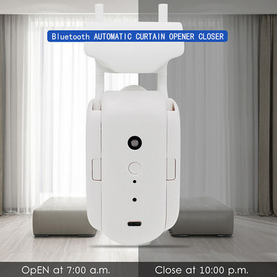 品質 遠隔Alexaの声制御スマートなカーテン モーター ロボットが付いているメラミン カーテンのオープナ 工場
